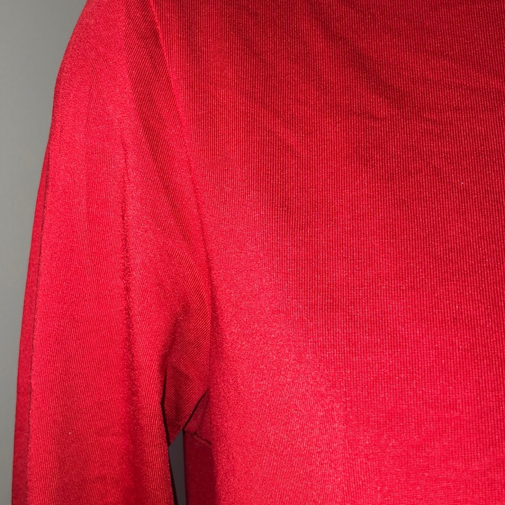 Crop top. NWOT - Picture 3 of 3